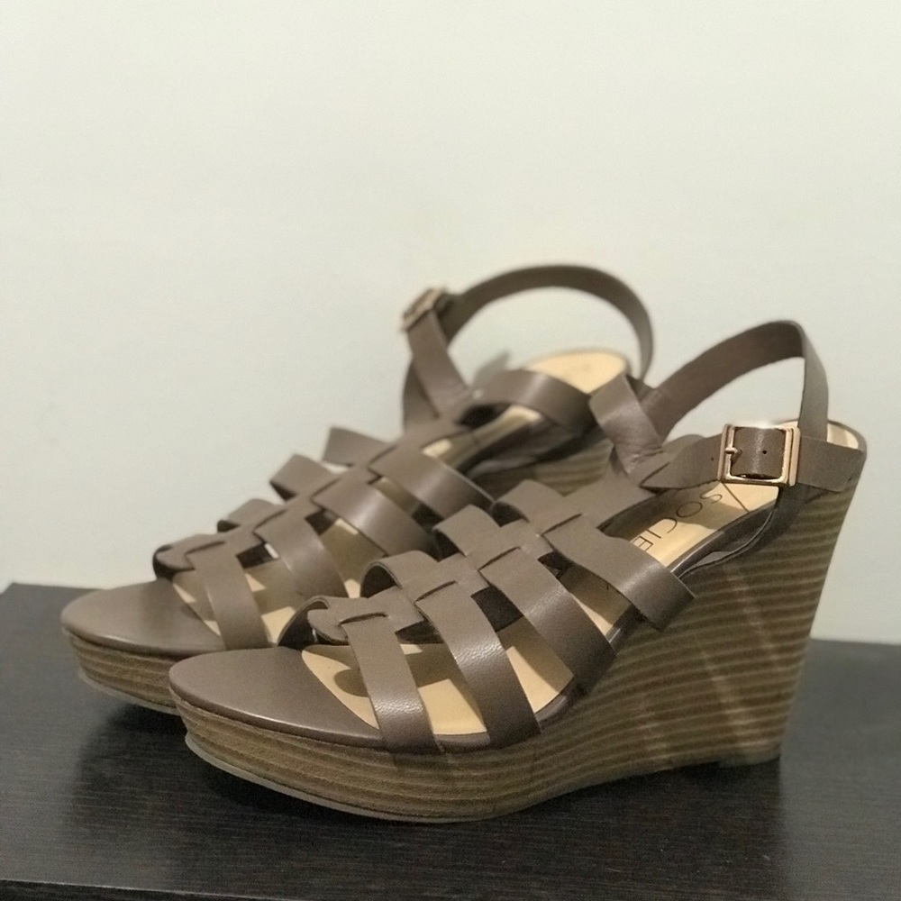 Very comfortable platform sandals 👡